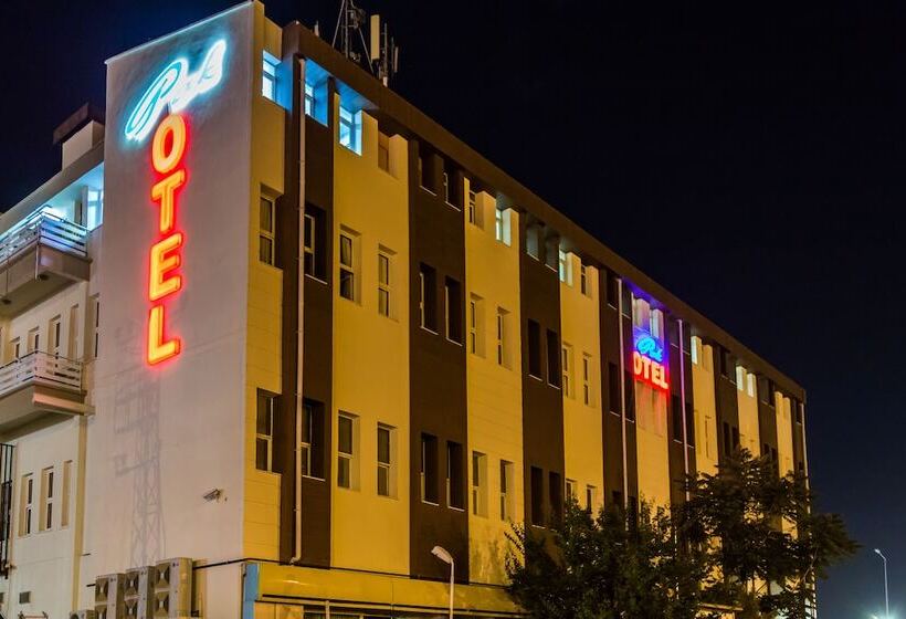 Pak Otel