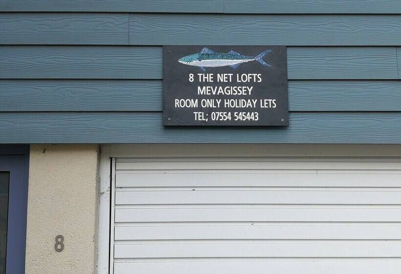 Pensionat Blue Mackerel Adults Only