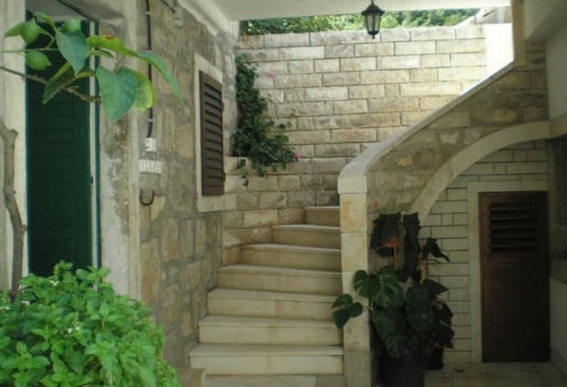 بنسيون Guest House Hazdovac