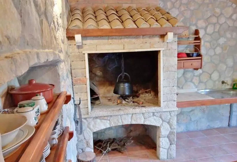 Majatalo Guest House Hazdovac