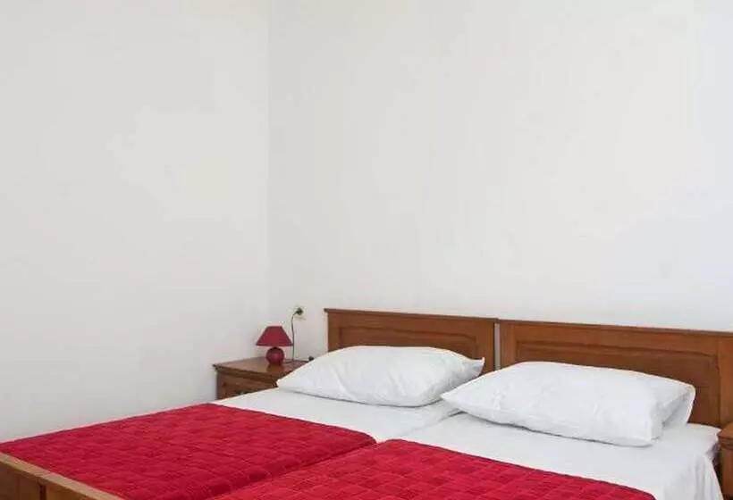 Majatalo Guest House Hazdovac