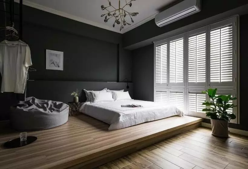 تختخواب و صبحانه Madam's Mansion Homestay