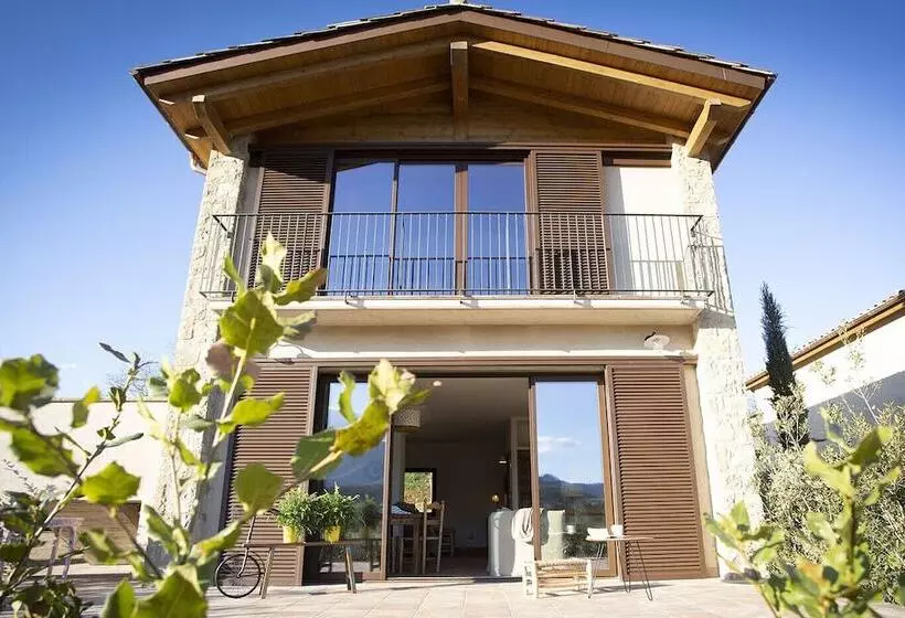 تختخواب و صبحانه Mas El Barber