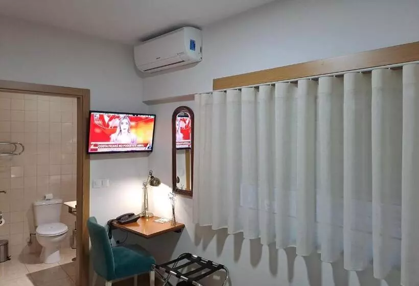 ベッドアンドブレックファースト Square