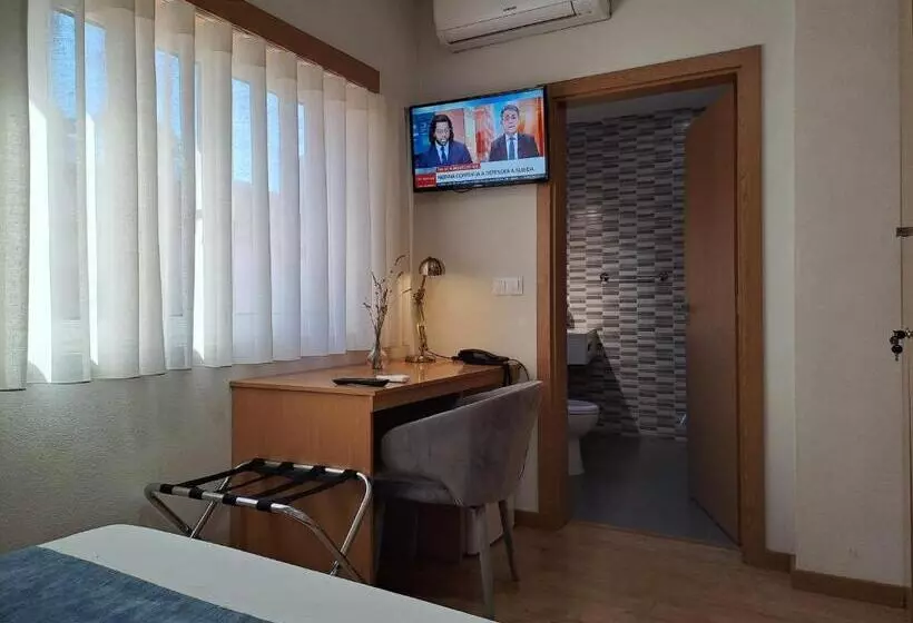 ベッドアンドブレックファースト Square