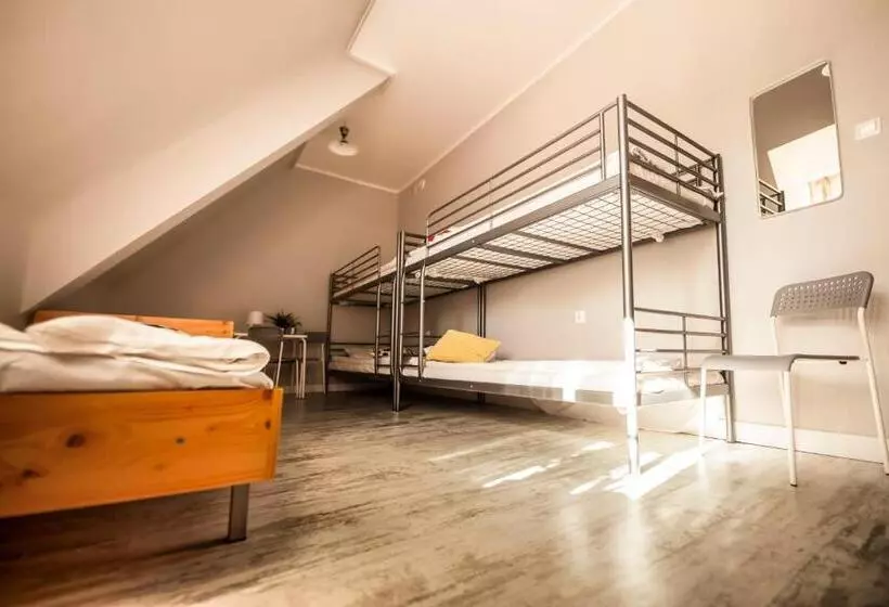 Bi Pi Hostel