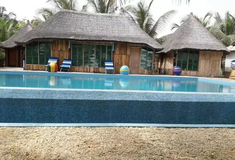 هتل Auberge Chez Théo