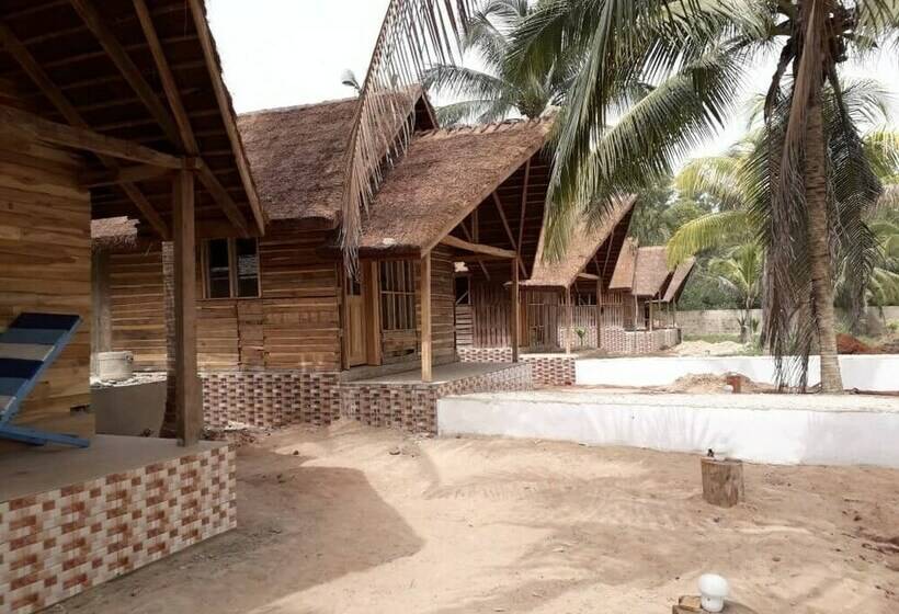 هتل Auberge Chez Théo