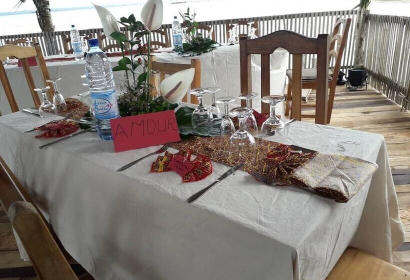 هتل Auberge Chez Théo