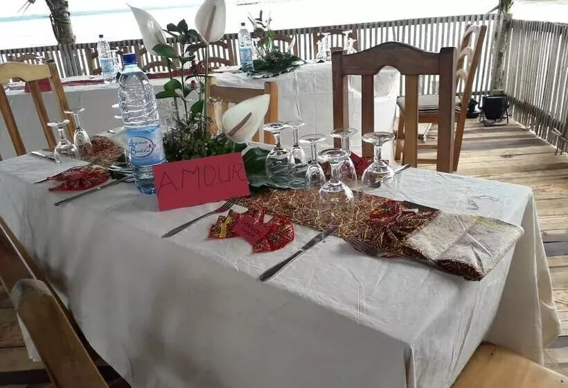 هتل Auberge Chez Théo