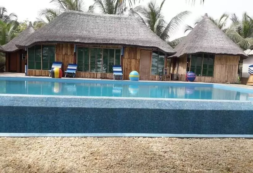 هتل Auberge Chez Théo