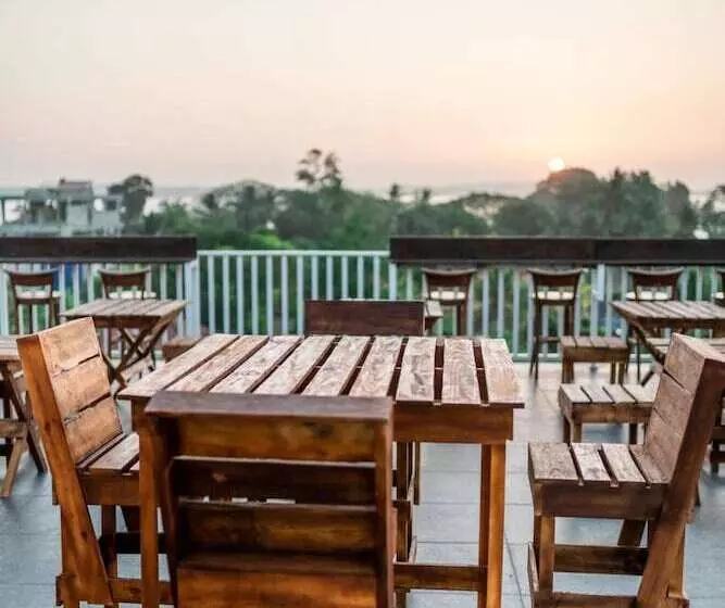 ホテル Scenic Bay Weligama