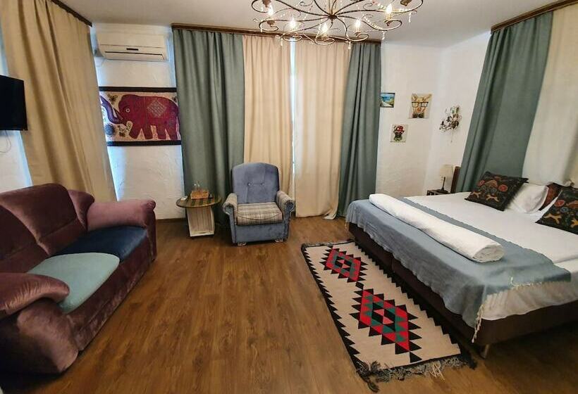 فندق Villa Shafran