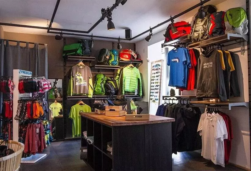 پانسیون Apartments Skok With Free Parking