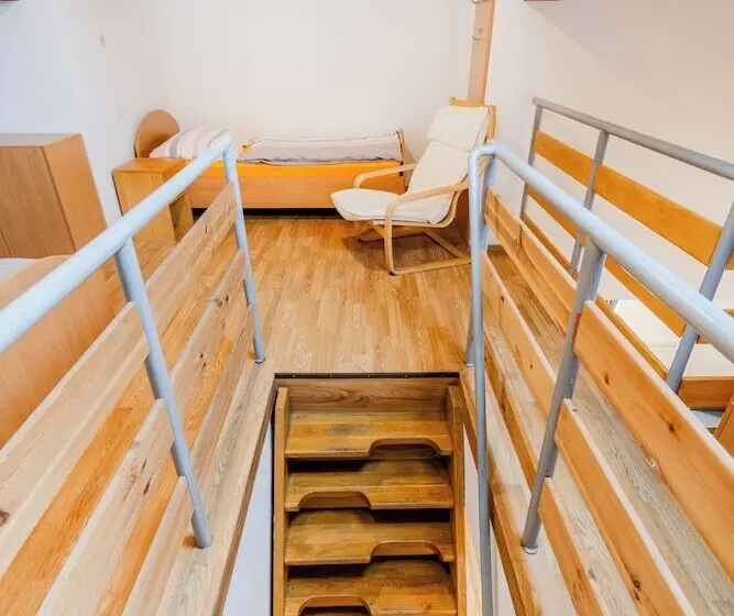 پانسیون Apartments Skok With Free Parking