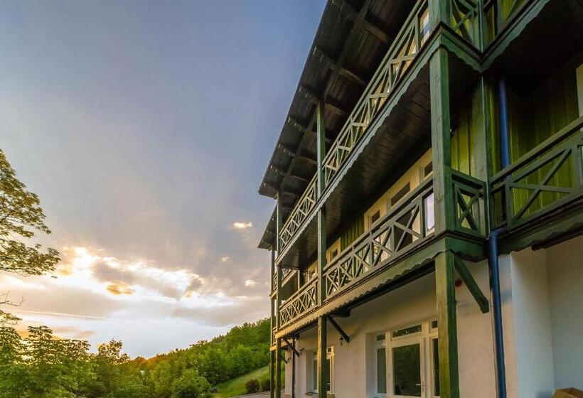 פנסיון Willa Tęcza