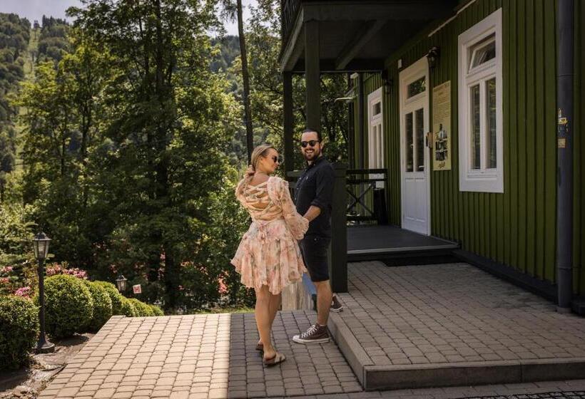 פנסיון Willa Tęcza