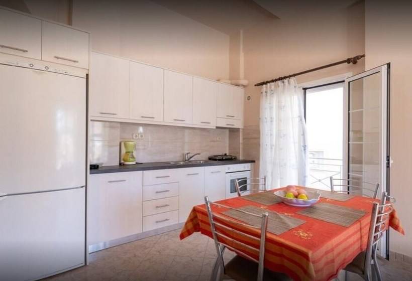 ペンション Xara Apartments