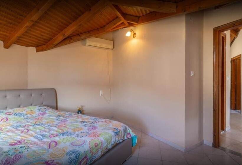 ペンション Xara Apartments