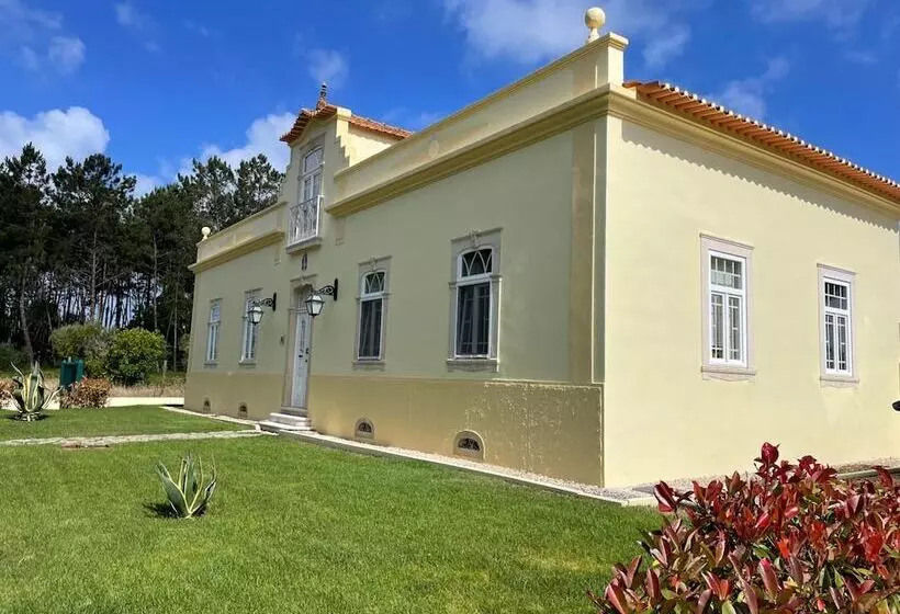 Aamiaismajoitus (B&B) Casa águas Mansas