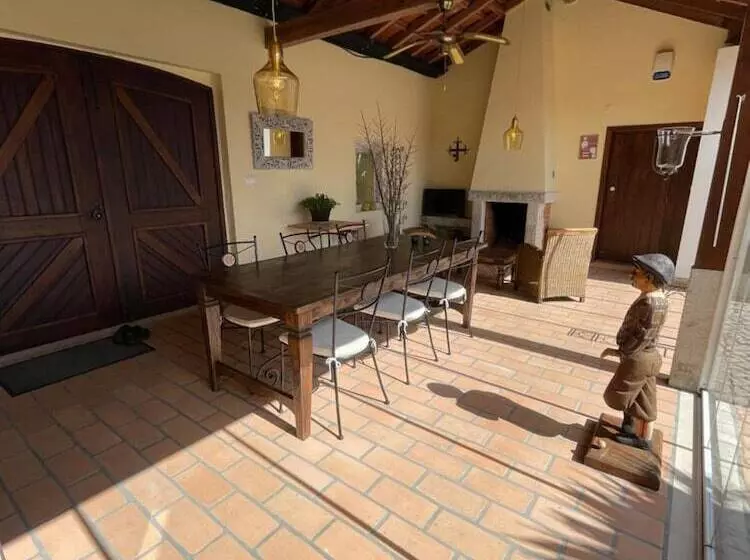 Aamiaismajoitus (B&B) Casa águas Mansas