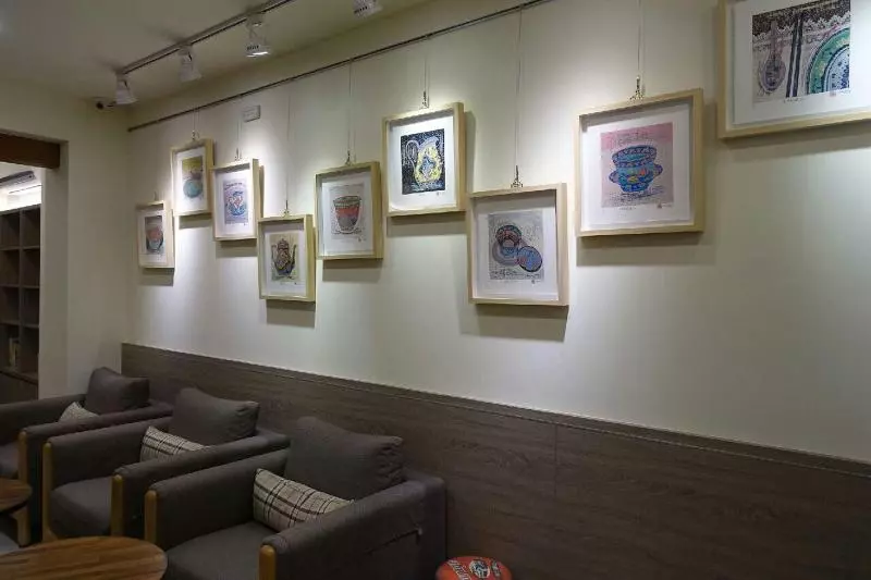 تختخواب و صبحانه Freewind