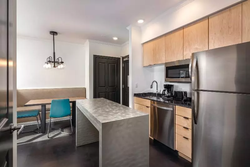 هتل Worldmark Portland Waterfront Park