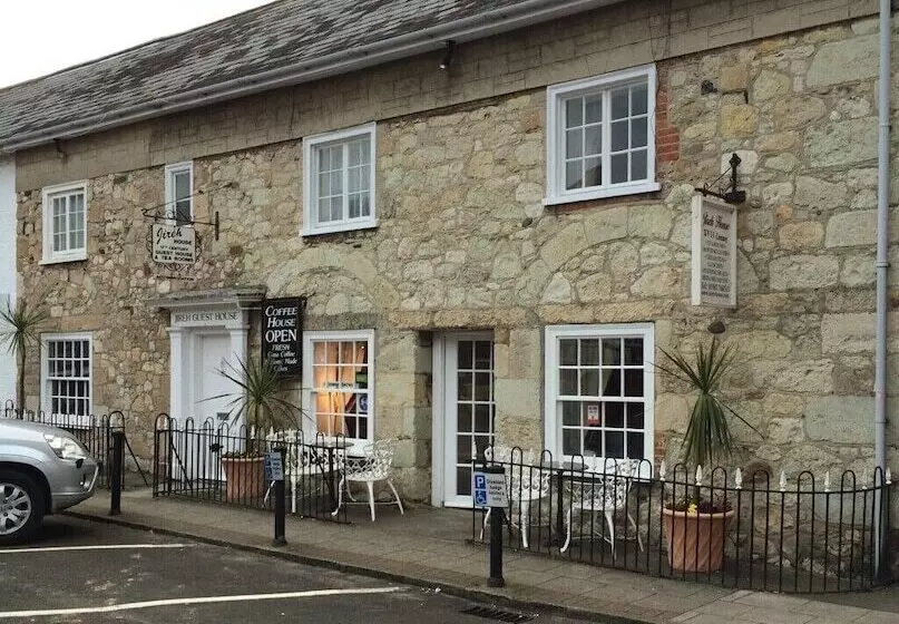 Majatalo Jireh House