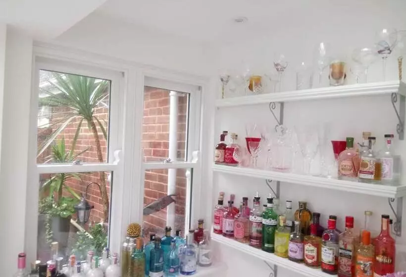 Majatalo Jireh House