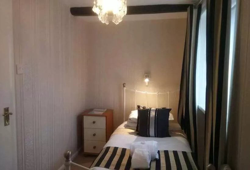 Majatalo Jireh House