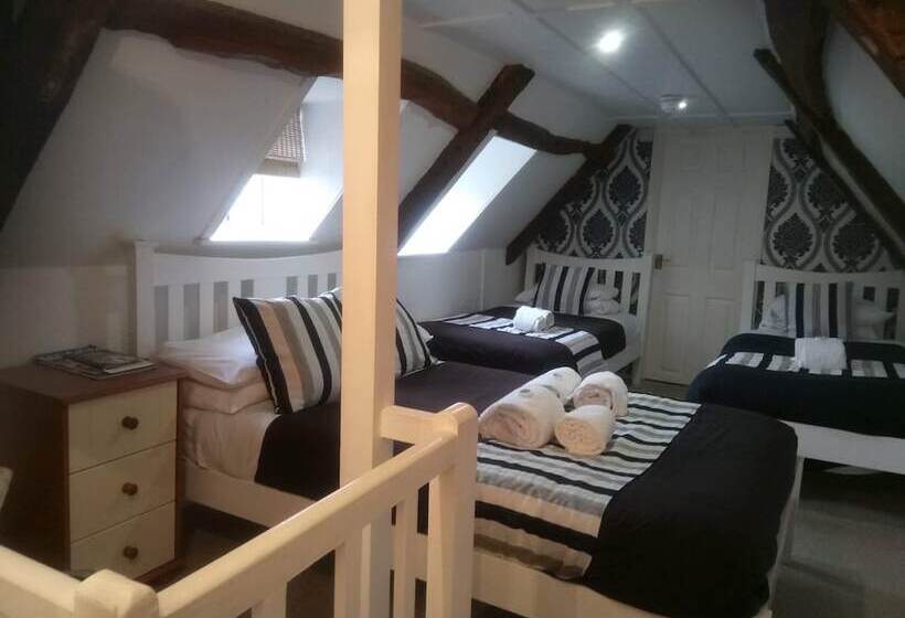 ペンション Jireh House