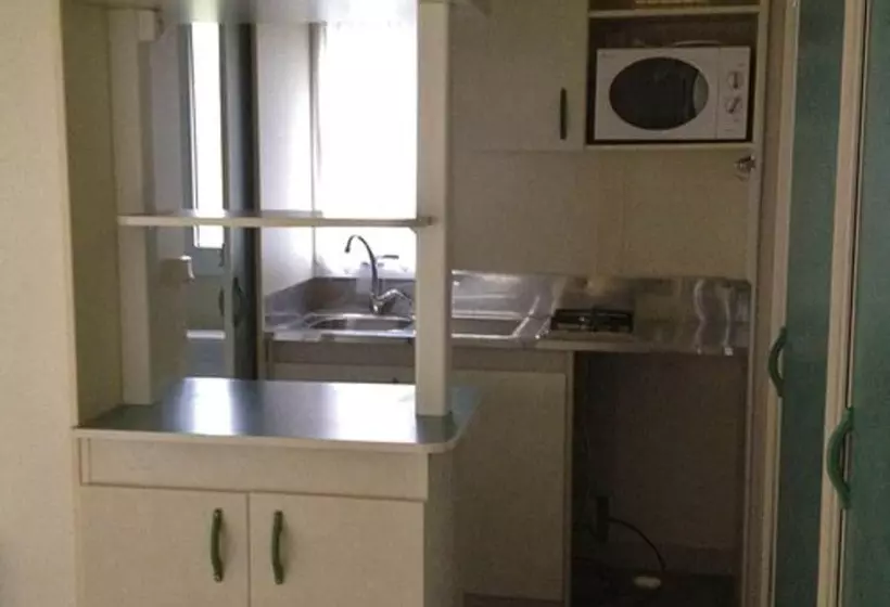 Hotelli Camping La Charderie