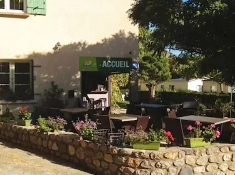 Hotelli Camping La Charderie