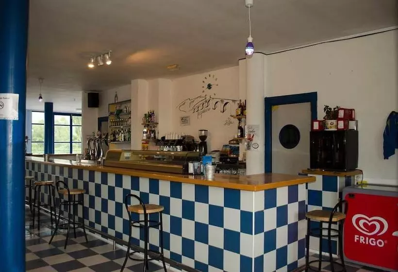 Hotelli Camping Rio Nela