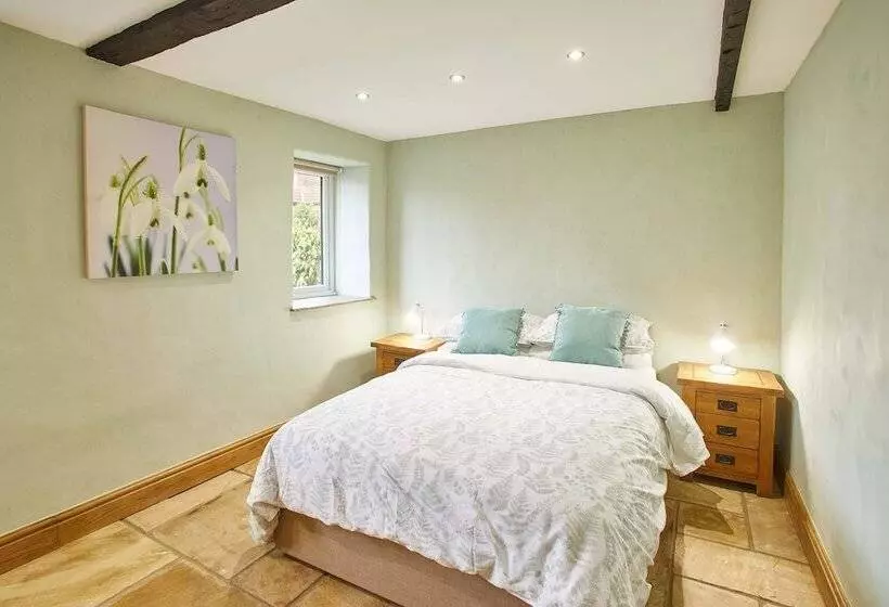 Snowdrop Cottage