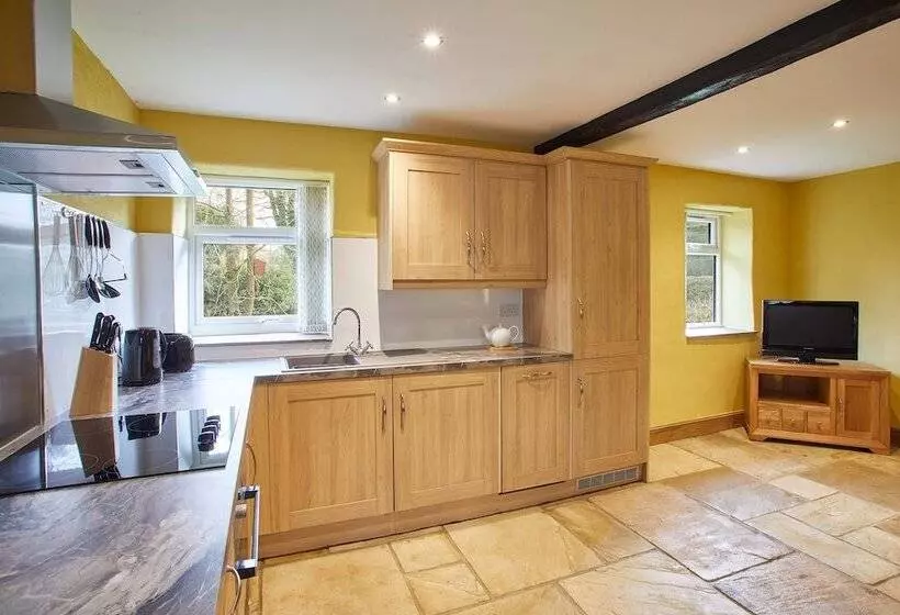 Snowdrop Cottage