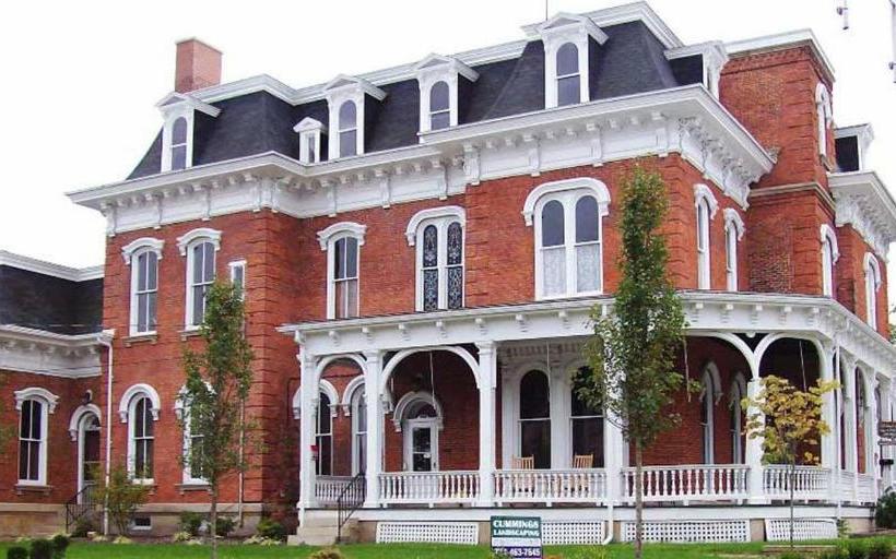 ユースホステル Heritage House Suites