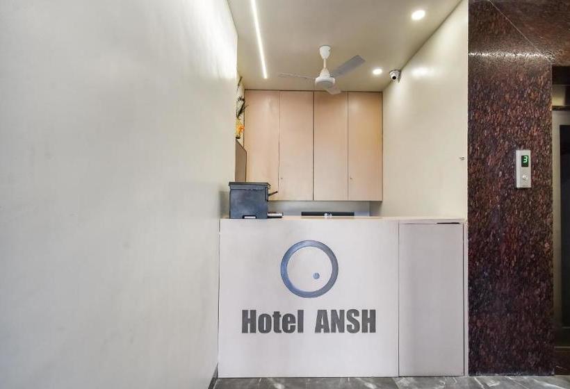 Vaccinated Staff - Capital O 71866 Hotel Ansh