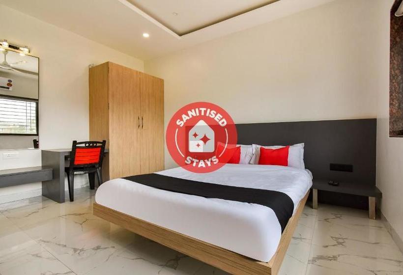 Vaccinated Staff - Capital O 71866 Hotel Ansh