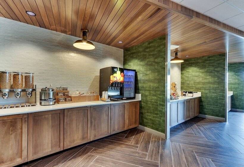 ホテル Fairfield Inn & Suites Warsaw