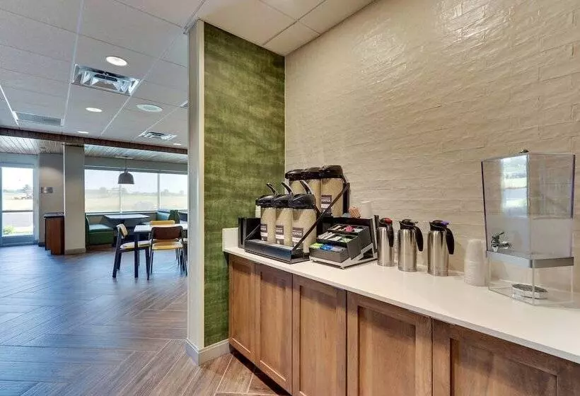 هتل Fairfield Inn & Suites Warsaw