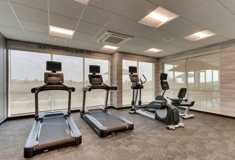 ホテル Fairfield Inn & Suites Warsaw