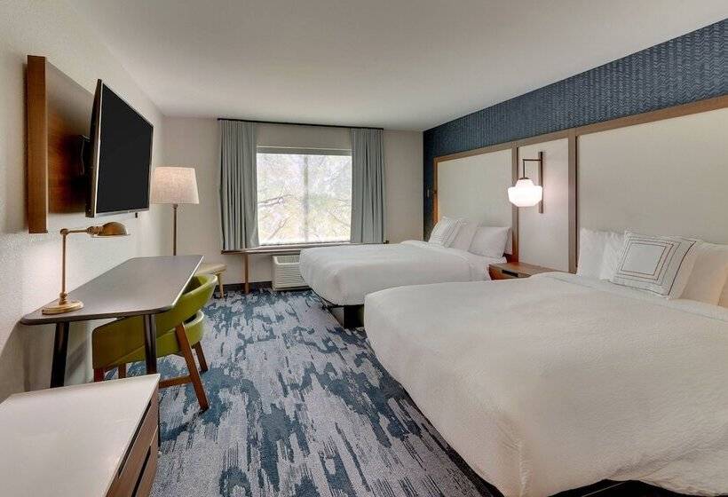 ホテル Fairfield Inn & Suites Warsaw