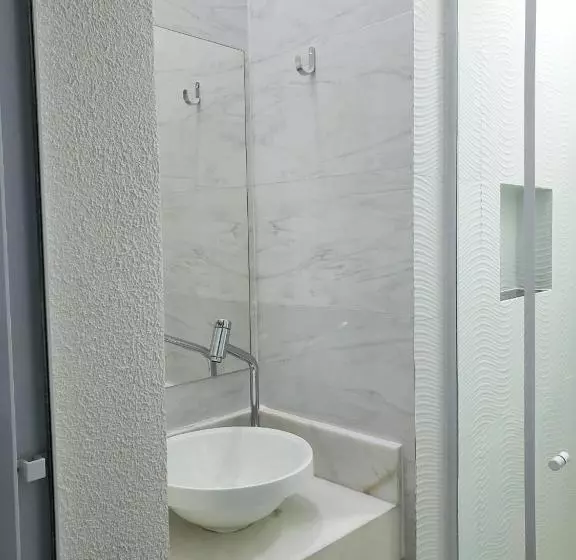 Hotelli Pousada Della Nonna