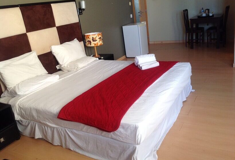 בית מלון כפרי Maputo Residence Inn