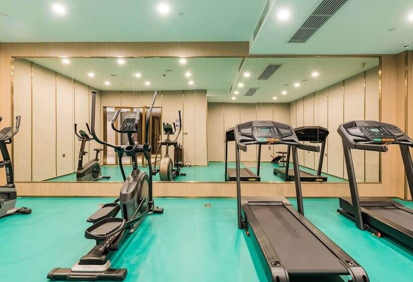 Отель Mercure Changzhou Jintan