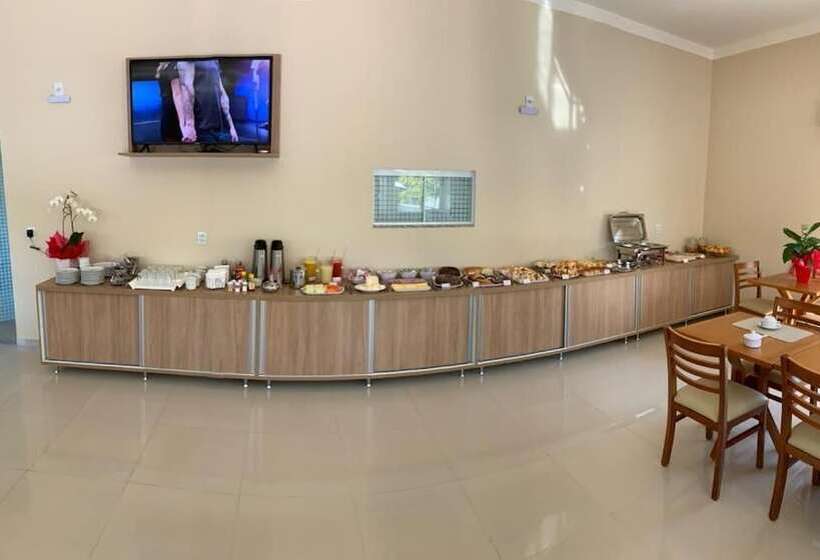 هتل Pissin Pousada E