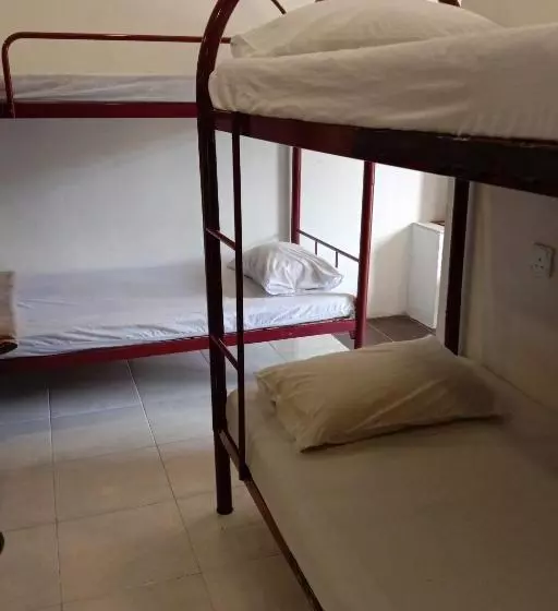 ホテル Spot On 90064 Bgh Hostel Lama