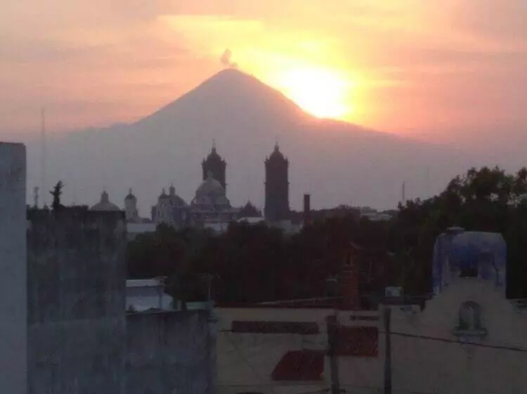 پانسیون Hostal Azul Puebla Barrio El Alto
