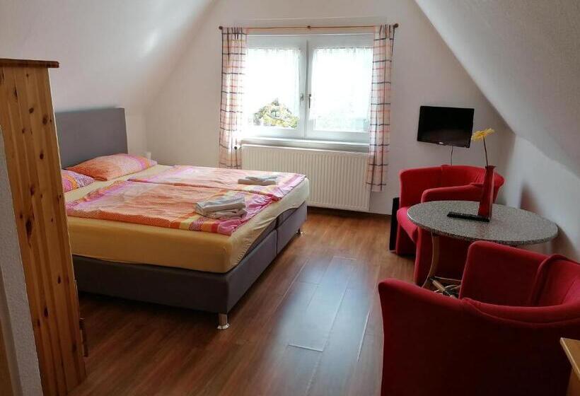 Pension Und Bistro Dat Olle Fischerhus